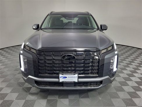 Certified 2025 Hyundai Palisade SEL image 8