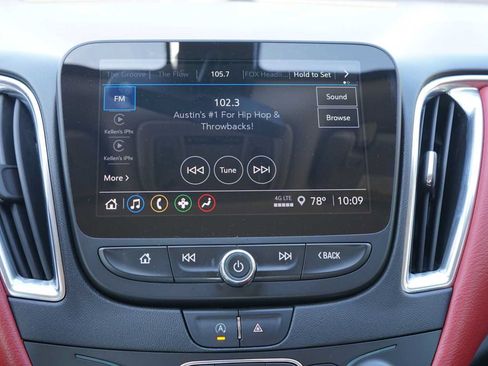 Used 2021 Chevrolet Malibu LT w/ Midnight Edition FWD image 12