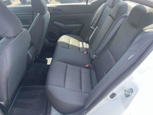 Used 2025 Nissan Altima 2.5 S FWD image 12