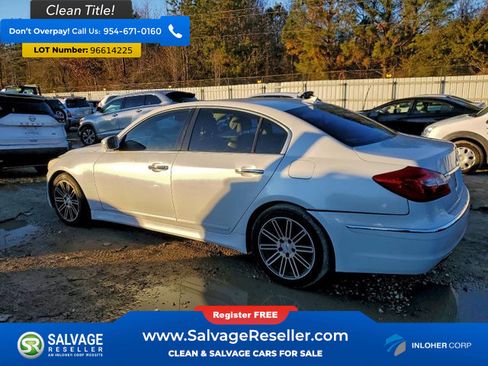 Used 2013 Hyundai Genesis 3.8 image 3