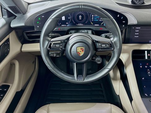 Used 2022 Porsche Taycan 4 Cross Turismo image 5