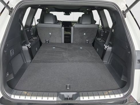 Used 2026 Lexus TX 500h AWD w/ Technology Package image 14