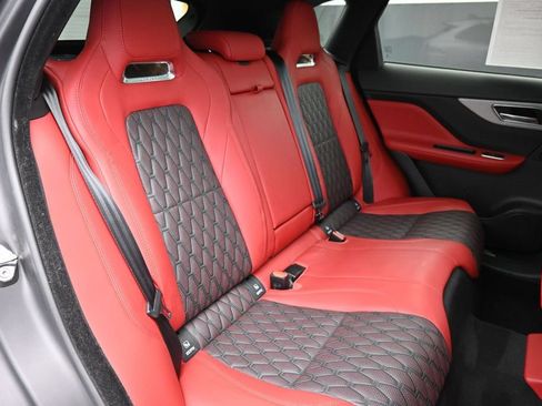 Used 2020 Jaguar F-PACE SVR AWD/4WD image 25