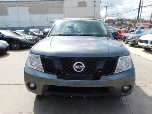 Used 2018 Nissan Frontier SV w/ Value Truck Package image 2