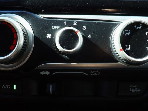 Used 2019 Honda Fit EX-L image 45