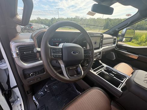 New 2026 Ford F350 King Ranch w/ Chrome Package AWD/4WD image 29