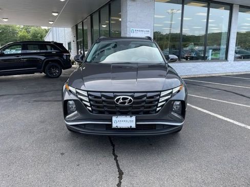 Used 2023 Hyundai Tucson SEL w/ Convenience Package AWD/4WD image 2