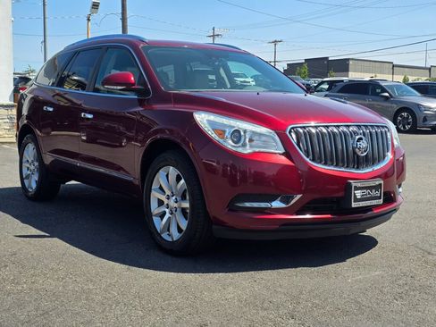 Used 2017 Buick Enclave Premium w/ Experience Buick Package FWD image 4