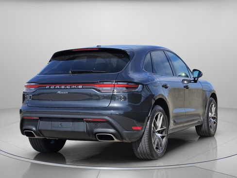 Certified 2026 Porsche Macan image 6