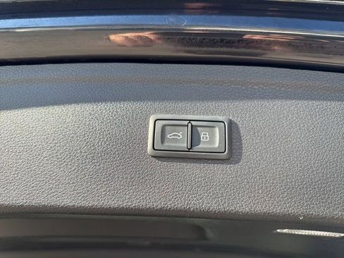 Used 2022 Audi Q5 2.0T Premium Plus image 24