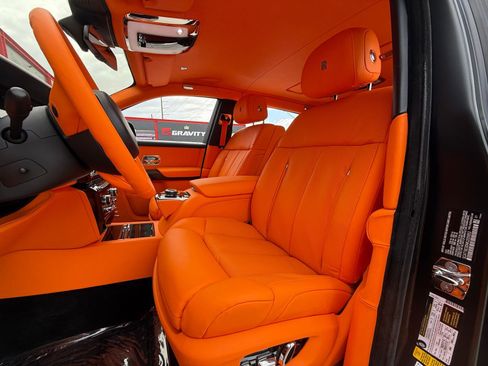 Used 2021 Rolls-Royce Phantom Extended Wheelbase image 15