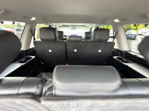 Used 2024 Toyota Sequoia Limited w/ Tow Technology Package AWD/4WD image 34