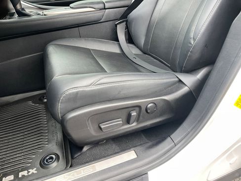 Used 2022 Lexus RX 450h AWD w/ Premium Package image 18