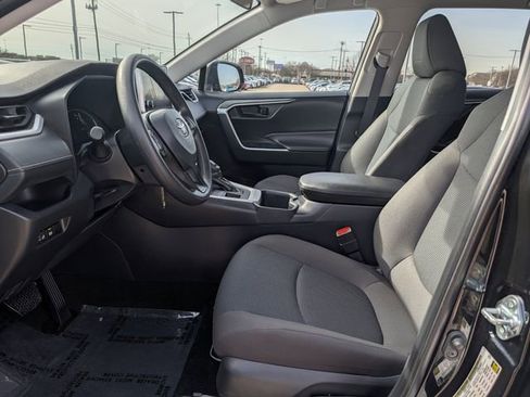 Used 2025 Toyota RAV4 LE image 25