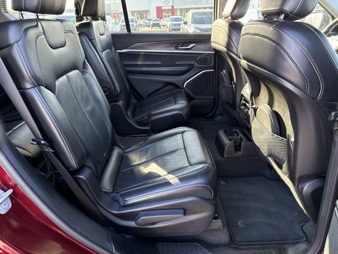 Used 2021 Jeep Grand Cherokee L Limited image 26