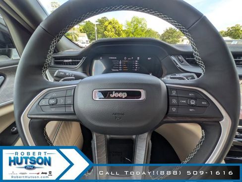 New 2026 Jeep Grand Cherokee L Limited RWD image 20