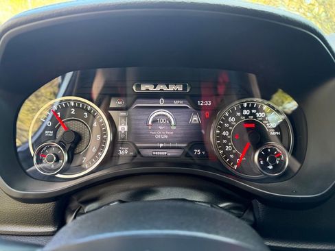 Used 2025 RAM 1500 Laramie image 21