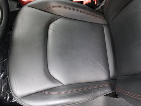 Used 2019 Jeep Renegade Trailhawk image 16