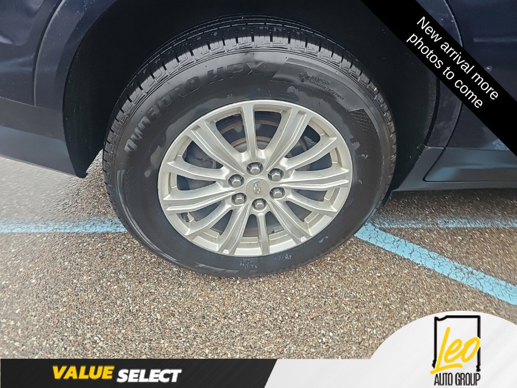 Used 2017 Cadillac XT5 FWD image 10