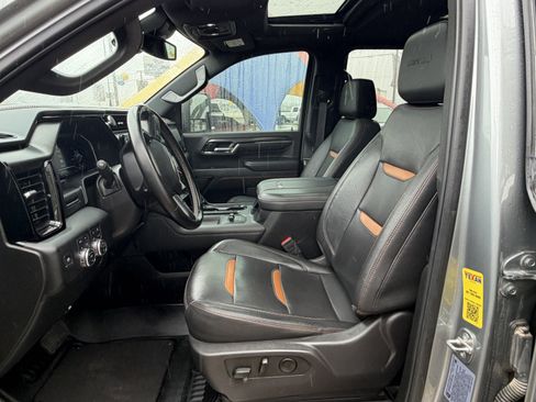 Used 2024 GMC Sierra 2500 AT4 w/ AT4 Preferred Package image 14
