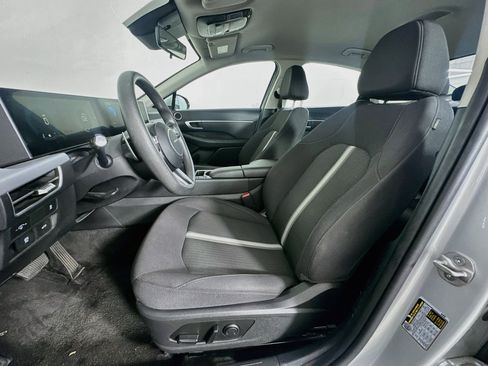 Used 2025 Hyundai Sonata SEL FWD image 13