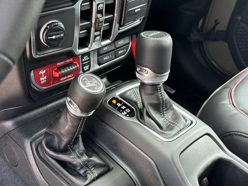 New 2026 Jeep Gladiator Rubicon AWD/4WD image 27