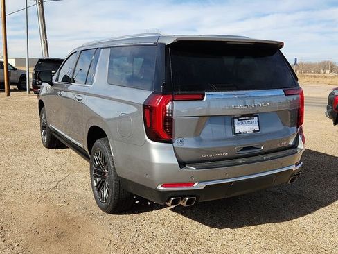 New 2026 GMC Yukon XL Denali w/ Denali Reserve Package image 3