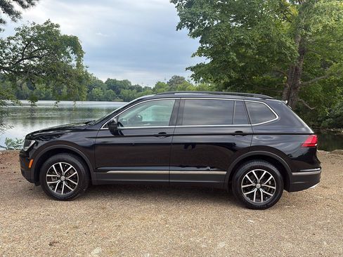Used 2021 Volkswagen Tiguan S FWD image 10