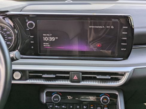 Used 2024 Kia K5 GT-Line w/ GT-Line Premium Package image 17