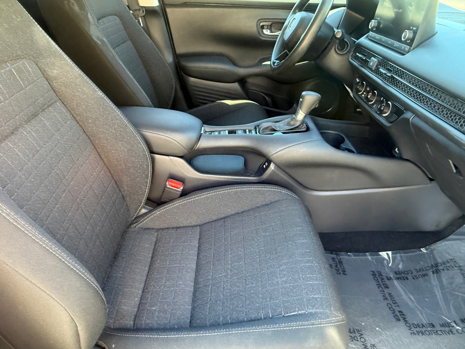 Used 2024 Honda HR-V LX image 12