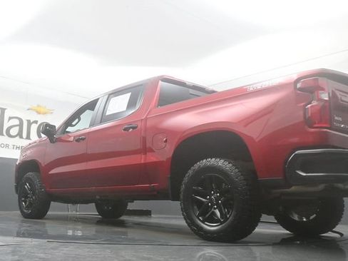 Used 2024 Chevrolet Silverado 1500 LT Trail Boss w/ Convenience Package II AWD/4WD image 5