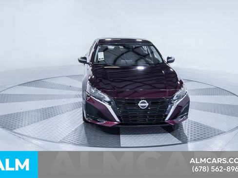 Used 2025 Nissan Altima 2.5 SV image 15