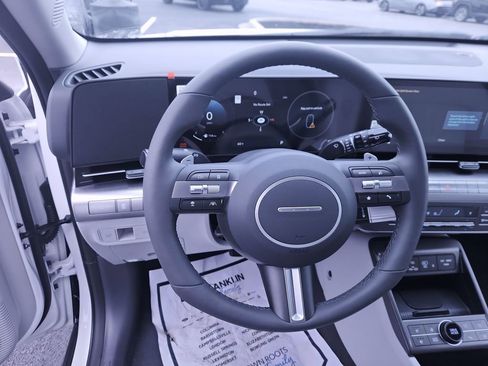 New 2026 Hyundai Kona Limited FWD image 14