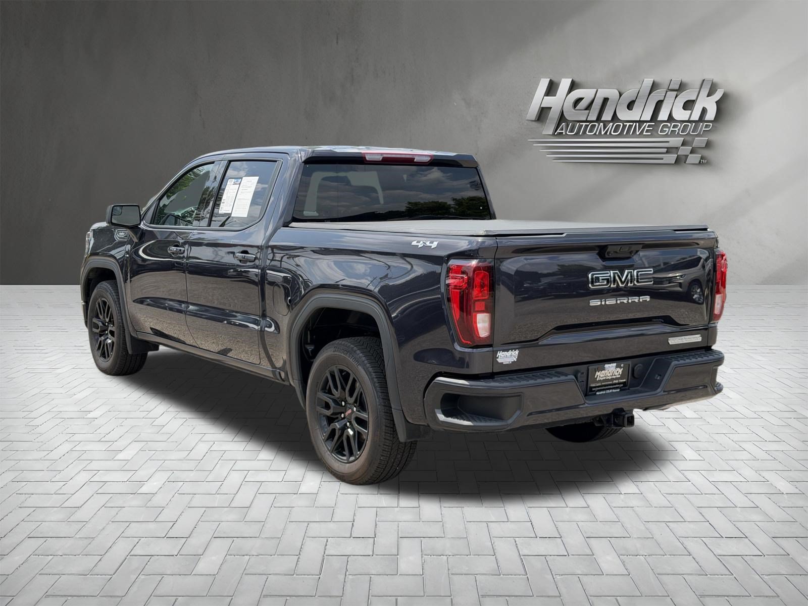 Used 2025 GMC Sierra 1500 Elevation AWD/4WD image 8