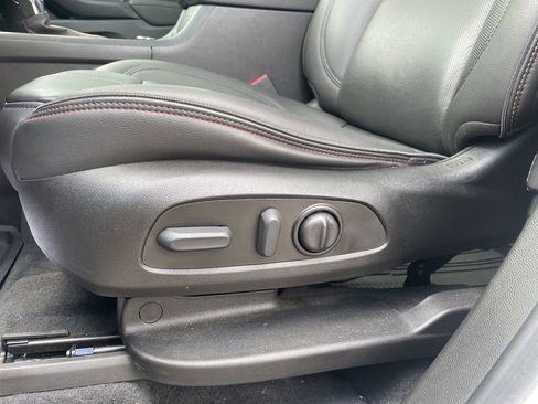 Used 2023 Chevrolet Traverse RS w/ LPO, Floor Liner Package image 20