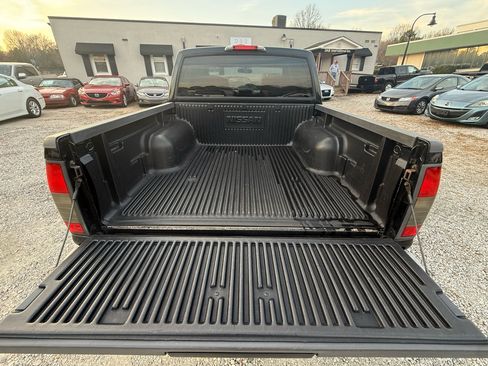 Used 2004 Nissan Frontier XE w/ (PWR) Pwr Pkg image 13