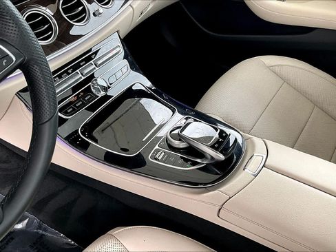 Used 2017 Mercedes-Benz E 300 image 15