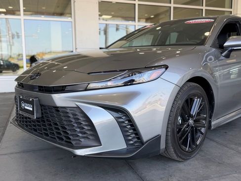 Certified 2026 Toyota Camry SE FWD image 3