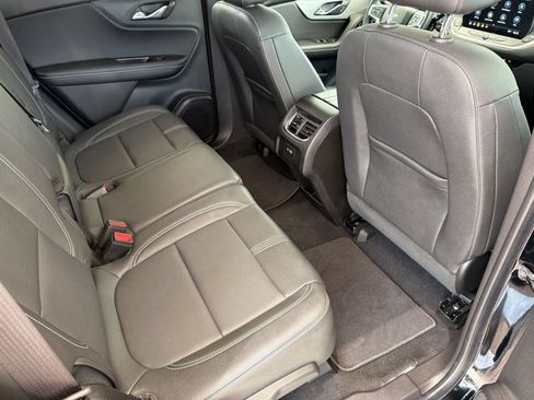 Certified 2025 Chevrolet Blazer LT w/ Midnight/Sport Edition FWD image 31