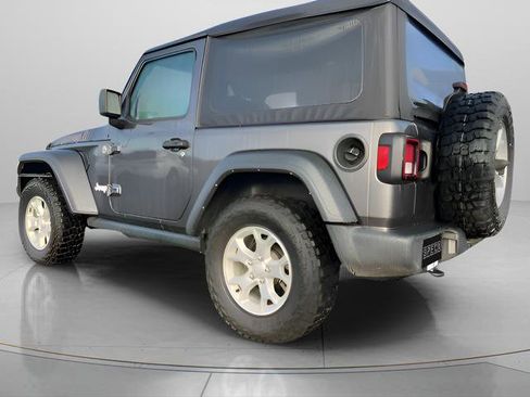Used 2021 Jeep Wrangler Sport image 4
