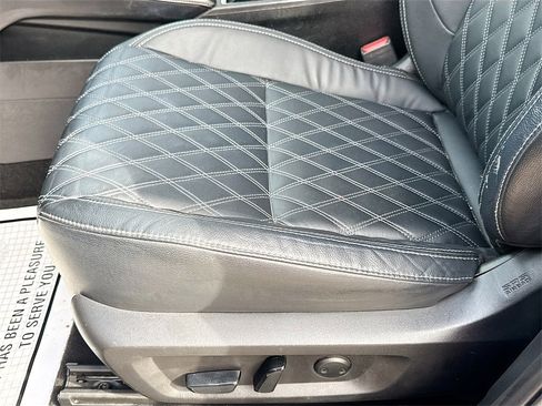 Used 2022 Mitsubishi Outlander SEL image 21