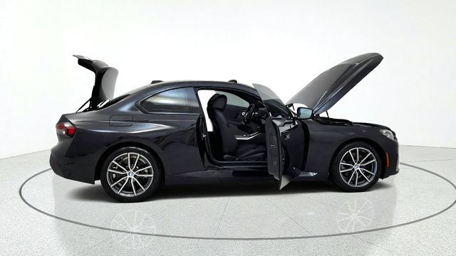 Used 2025 BMW 230i xDrive Coupe w/ Premium Package AWD/4WD image 20