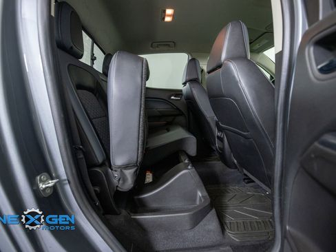 Used 2020 Chevrolet Colorado Z71 AWD/4WD image 40