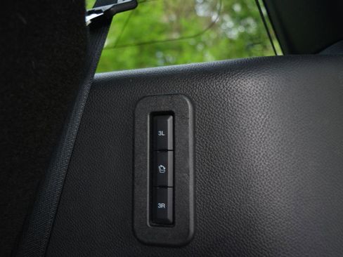 Used 2017 Ford Expedition XLT w/ Equipment Group 202A image 17