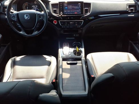 Used 2022 Honda Ridgeline Black Edition image 17