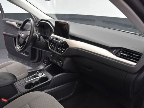 Used 2022 Ford Escape SE w/ SE Sport Appearance Package AWD/4WD image 24