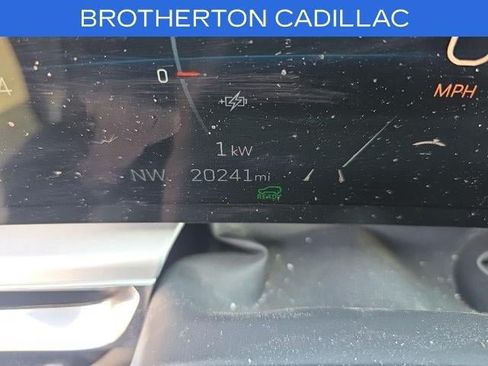 Used 2024 Cadillac Lyriq Luxury AWD/4WD image 15