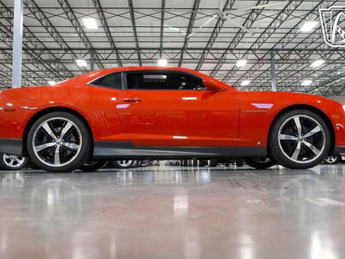 Used 2010 Chevrolet Camaro SS w/ LPO, Ground Effects Package RWD image 39