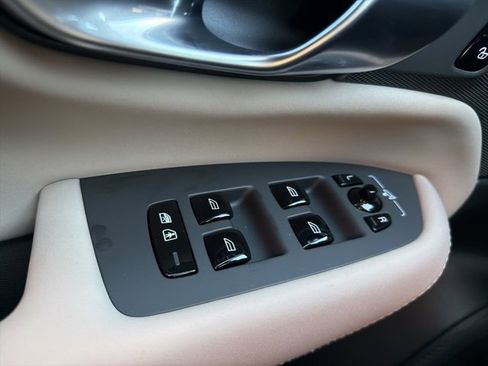 New 2026 Volvo XC90 B6 Ultra w/ Protection Package Premier image 24