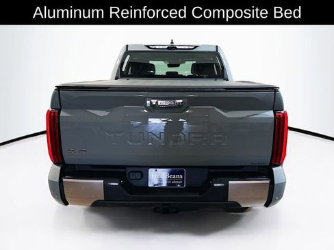 Used 2024 Toyota Tundra Limited AWD/4WD image 20